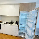 Sunny Bondi Beach Studio Parking Couples Families