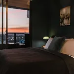 Twilight Olympic Park 2X King-Beds Lux Apt