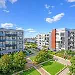 Campsie 2 Bedroom Apt Shop&Parking