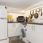 Surfie Pad 10 Min Walk To Beach And Dining