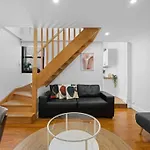 Spacious 2Bds Darling Harbour & Fish Market & Icc & Cbd