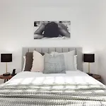 Scandi Bondi