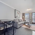 Kozyguru Sydney Cbd 1 Bedroom With 2 Bed Apt Nha653- 502