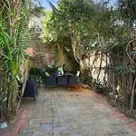 Balmain Central Cozy 3 Bed House