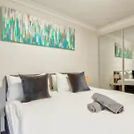 Stylish 2 Bedroom Apartment Haymarket