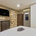 Unique 1 Bedroom House At The Centre Of Pyrmont