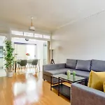 3 Bedroom House Ideal For Family - Ultimo