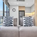 Urban Oasis Studio In The Heart Of City