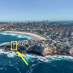 Upscale Cliffside Studio With Ocean Views North Bondi