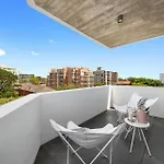 BRAND NEW- Premium Bondi Beach Escape