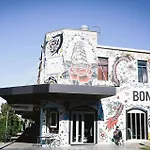 Luxurious Bondi Beach Apt Stunning Balcony Views