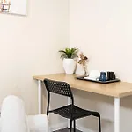 1 Private Double Room In Carramar 1