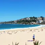 Stylish And Perfectly Located Bondi Beach Hideaway