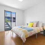 Mascot Luxe 3Bed Apartment