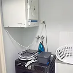 Modern 2 Bedroom Apartment With Parking Central Parramatta