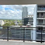Modern 2 Bedroom Apartment With Parking Central Parramatta