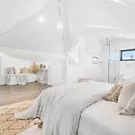 Luxury Urban Oasis 2
