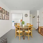 Beautifully Peaceful 2-Bed Apartment