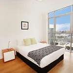 Moore To See - Modern And Spacious 3Br Zetland Apartment With Views Over Moore Park