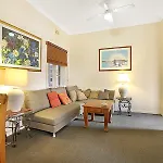 Gunyah House Apartments