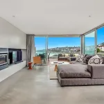 Tamarama Apartments