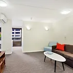 City Apartment At College St