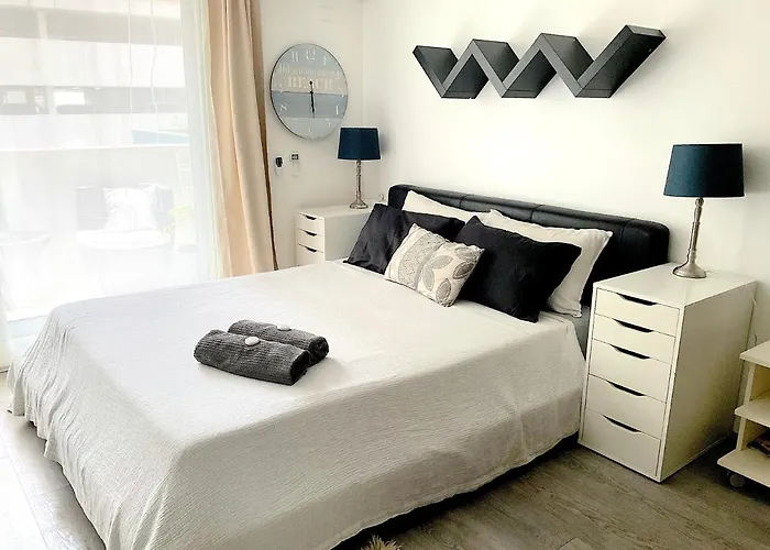 Heart Of Manly Apartment