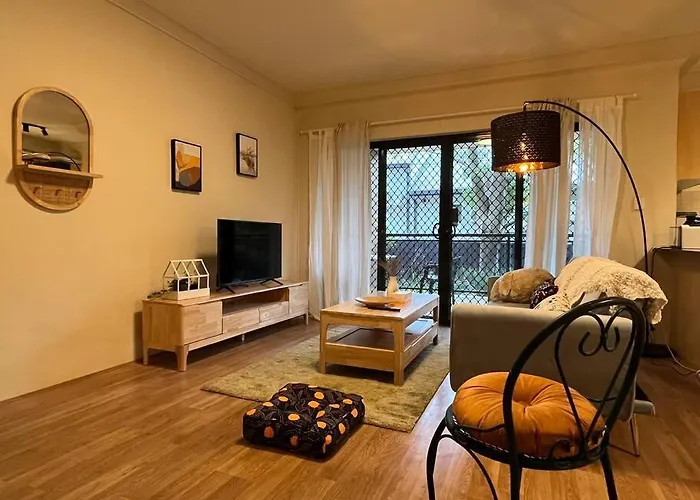 Cozy And Convenient Apartment