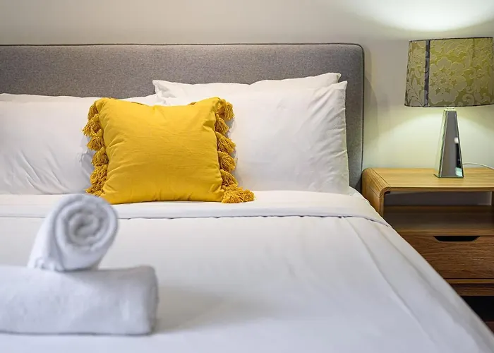 Comfy 2Bd Apt In Heart Of North Sydney Near By Cbd