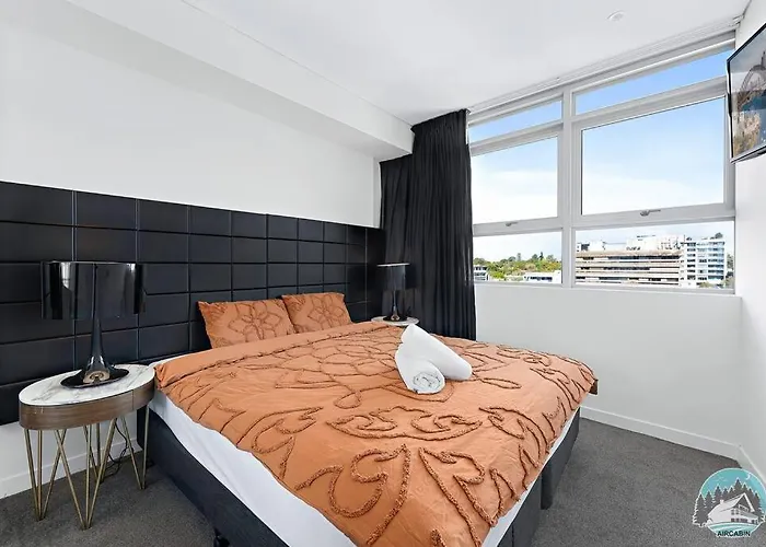 Aircabin - Chatswood - Walk To Station - 2 Beds Apt