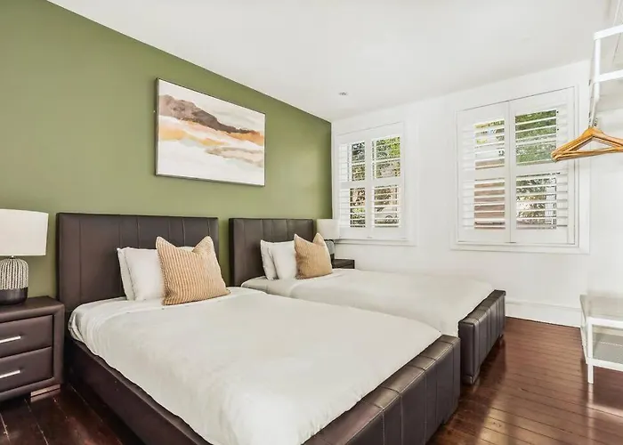 Rare 3Bd Terrace - Mins Walk To Cbd
