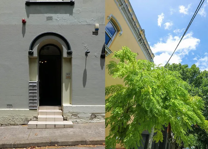 Surry Hills Chic Right On Crown St