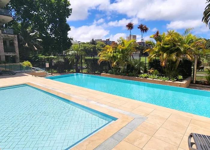 Penthouse With Private Terrace, Parking + 2 Pools
