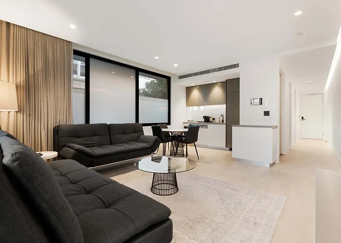 Stylish 1Br Apartment With Balcony Near Coogee Beach