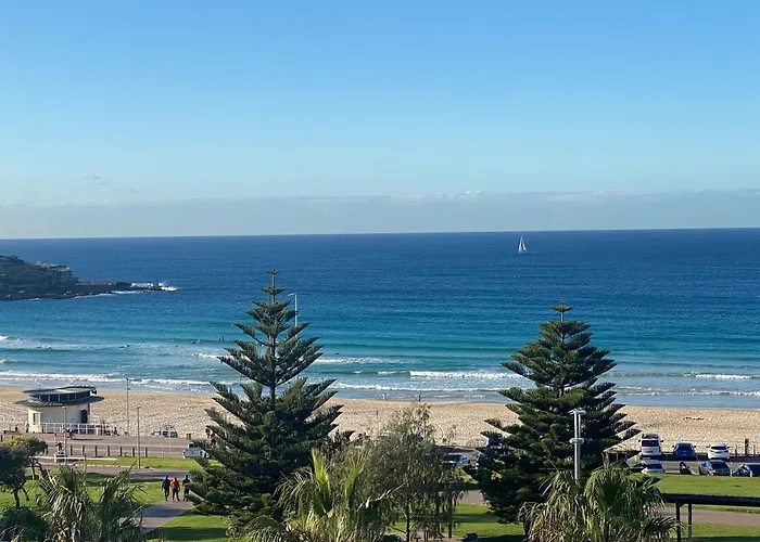 Bondi Beach Waves Beachfront Apartment