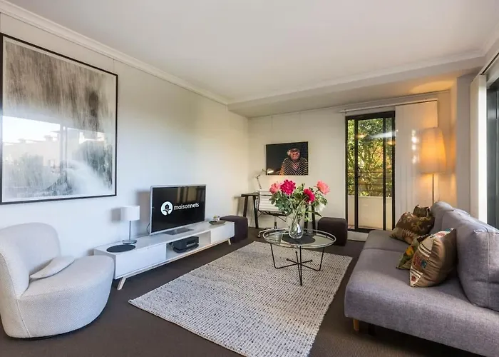 1 Bedroom Apt With Parking Pool And Gym