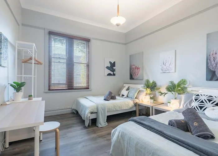 Boutique Private Rm Situated In The Heart Of Burwood 3