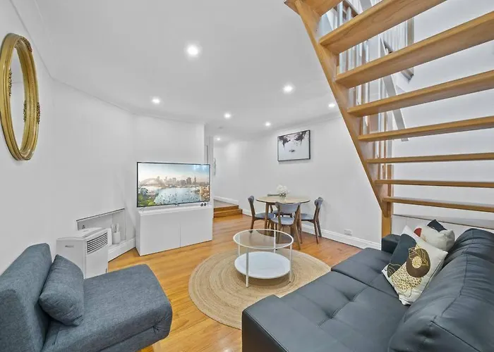 Spacious 2Bds Darling Harbour & Fish Market & Icc & Cbd