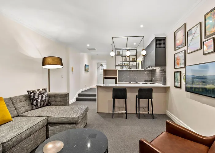 Kozyguru Stylish Studio In Prime Cbd