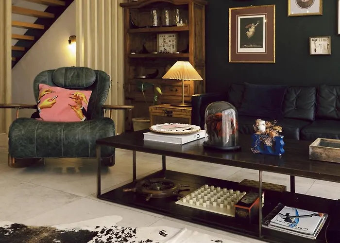 \'The Lumos\' Designer Home Close To Olympic Park