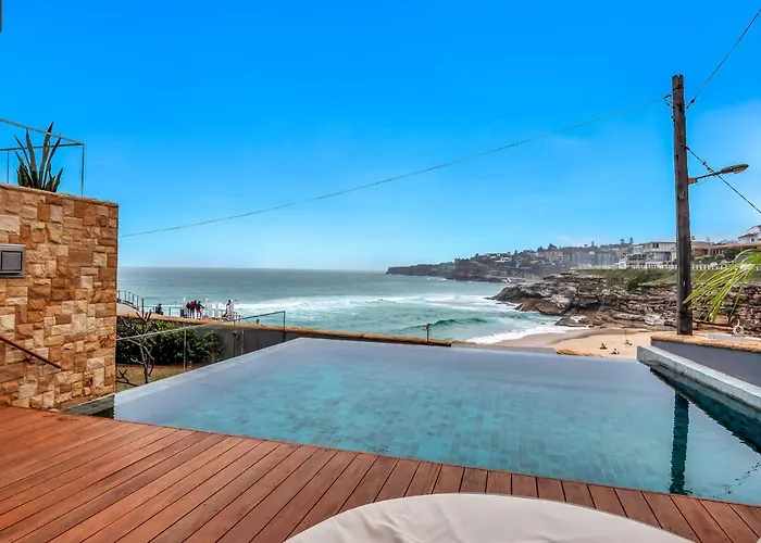Tamarama Apartments