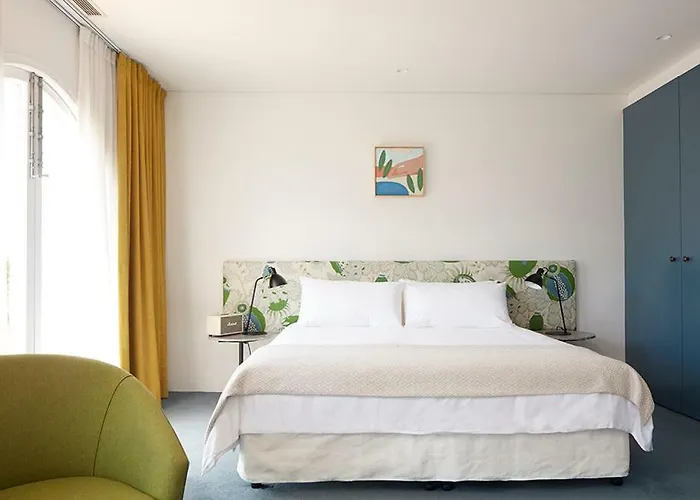 Hotel Ravesis