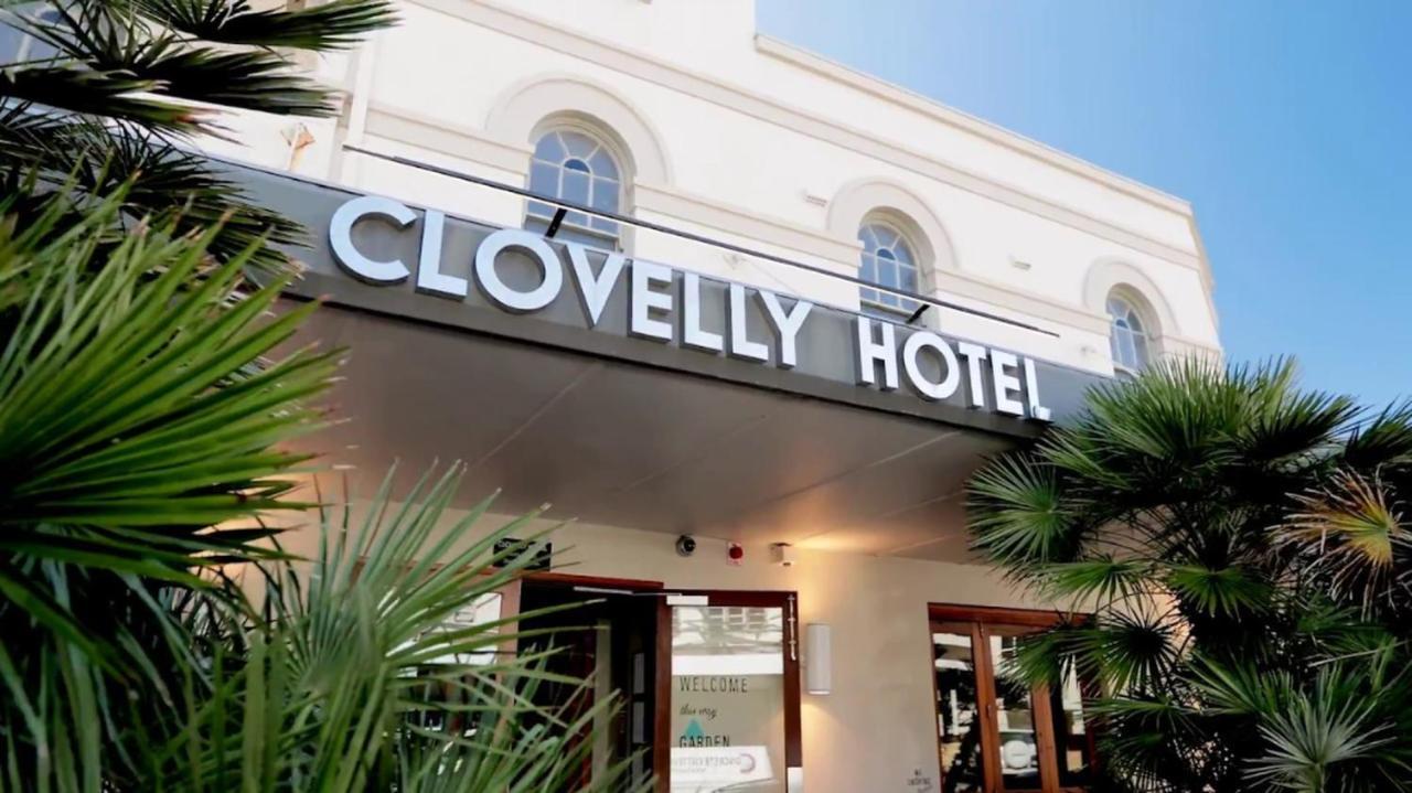 Beachfront // Dream Location // Cloey2