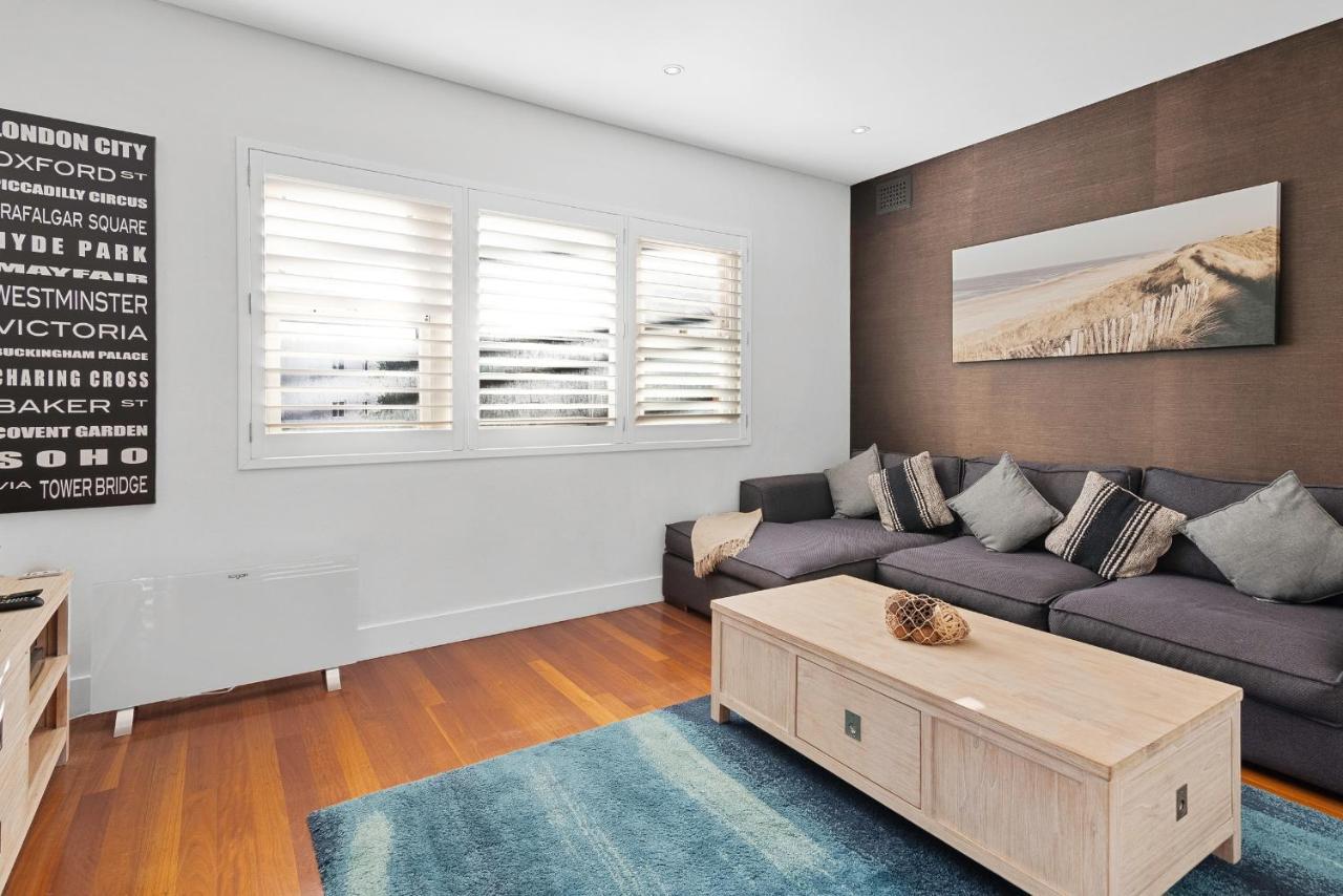 Beachfront // Dream Location // Cloey2 Apartment *