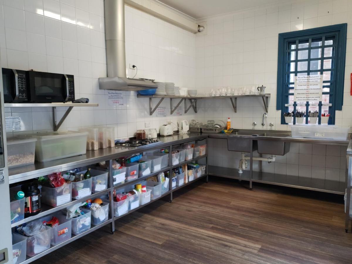 Bondi Backpackers Albergue *