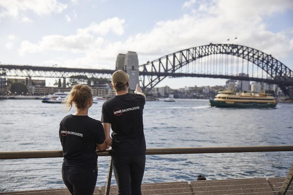 Backpackers * Sydney
