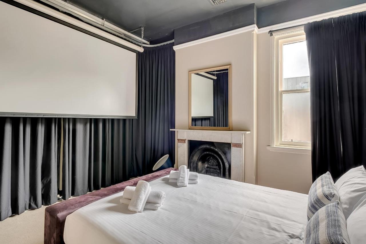 Casa de férias Mesmerising 3 Bedroom - Cinema & Bath Sidney