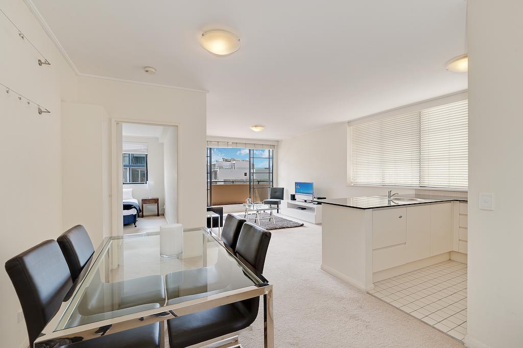 Astra Apartments North Sydney Apartment *