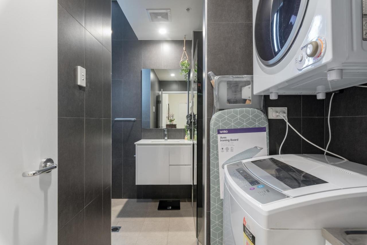 2br Apt In Hurstville 1min To Train Sleep8 *