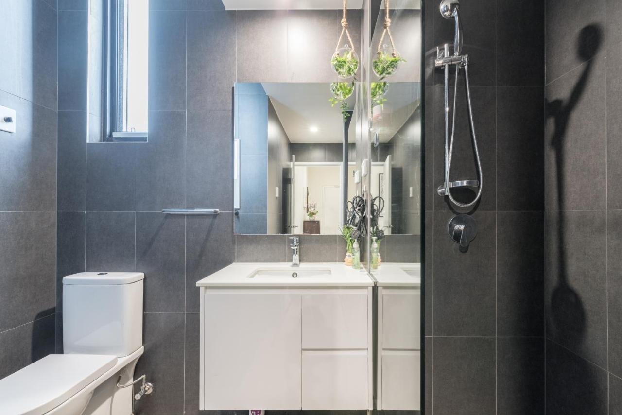 2br Apt In Hurstville 1min To Train Sleep8 Apartment Sydney